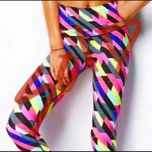 Victoria Secret VSX Sport Leggings Size Medium